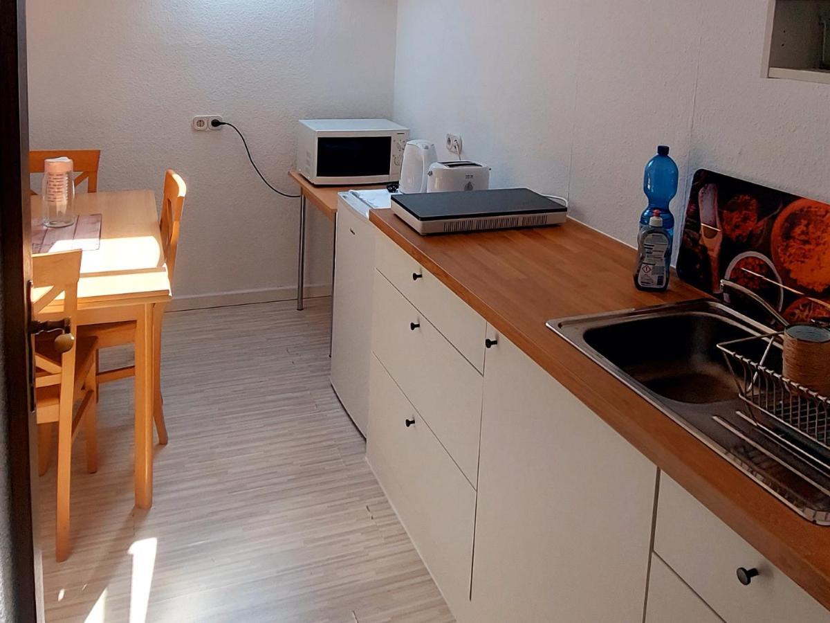 Private Studio Apartment With Balcony In Dortmund-Brackel Εξωτερικό φωτογραφία