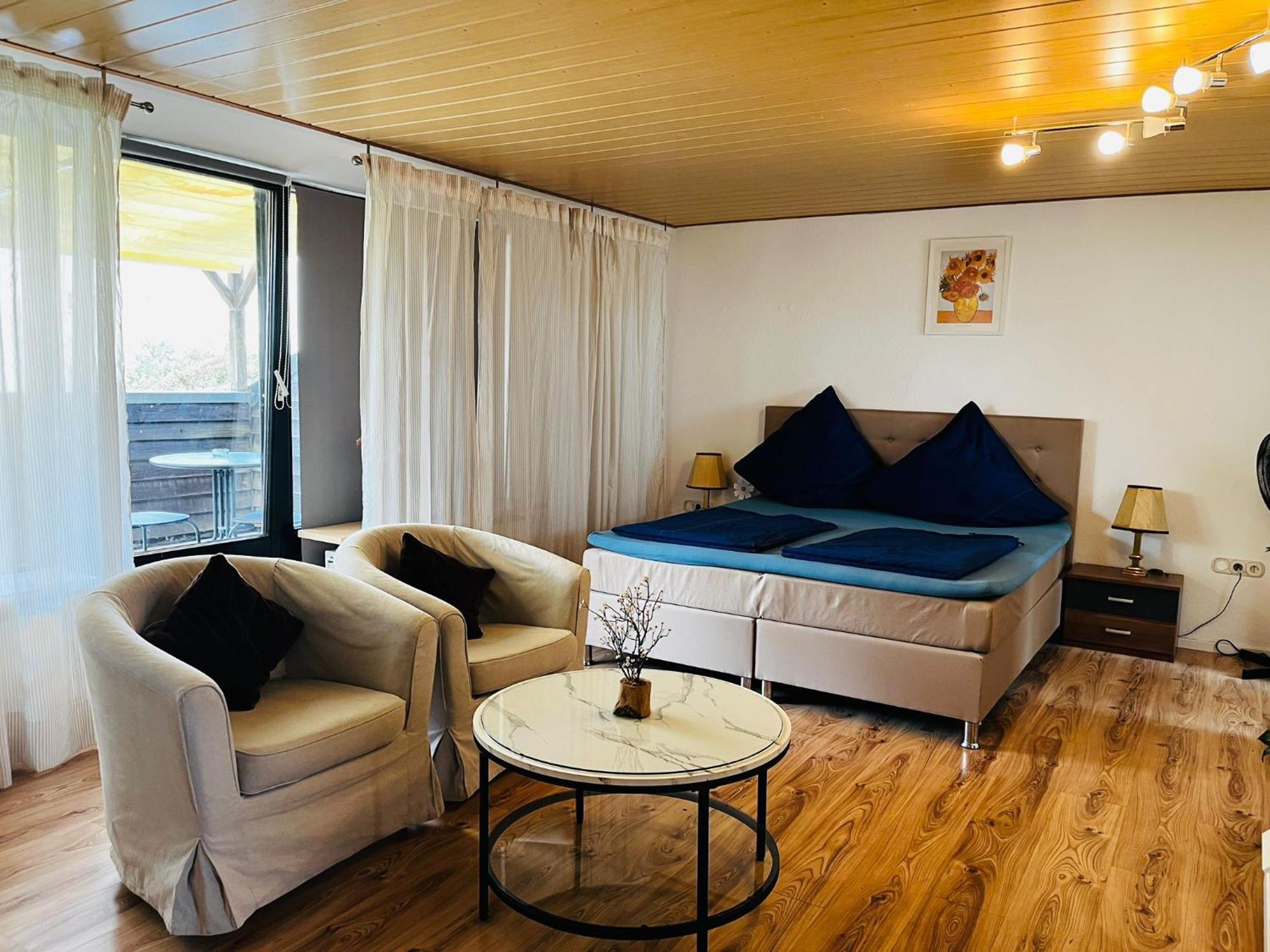 Private Studio Apartment With Balcony In Dortmund-Brackel Εξωτερικό φωτογραφία